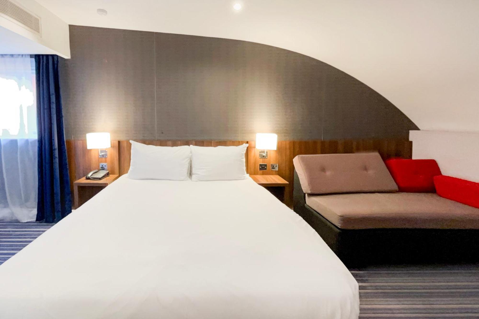 Belvilla Crewe City Centre Hotel Lifestyle Exterior photo