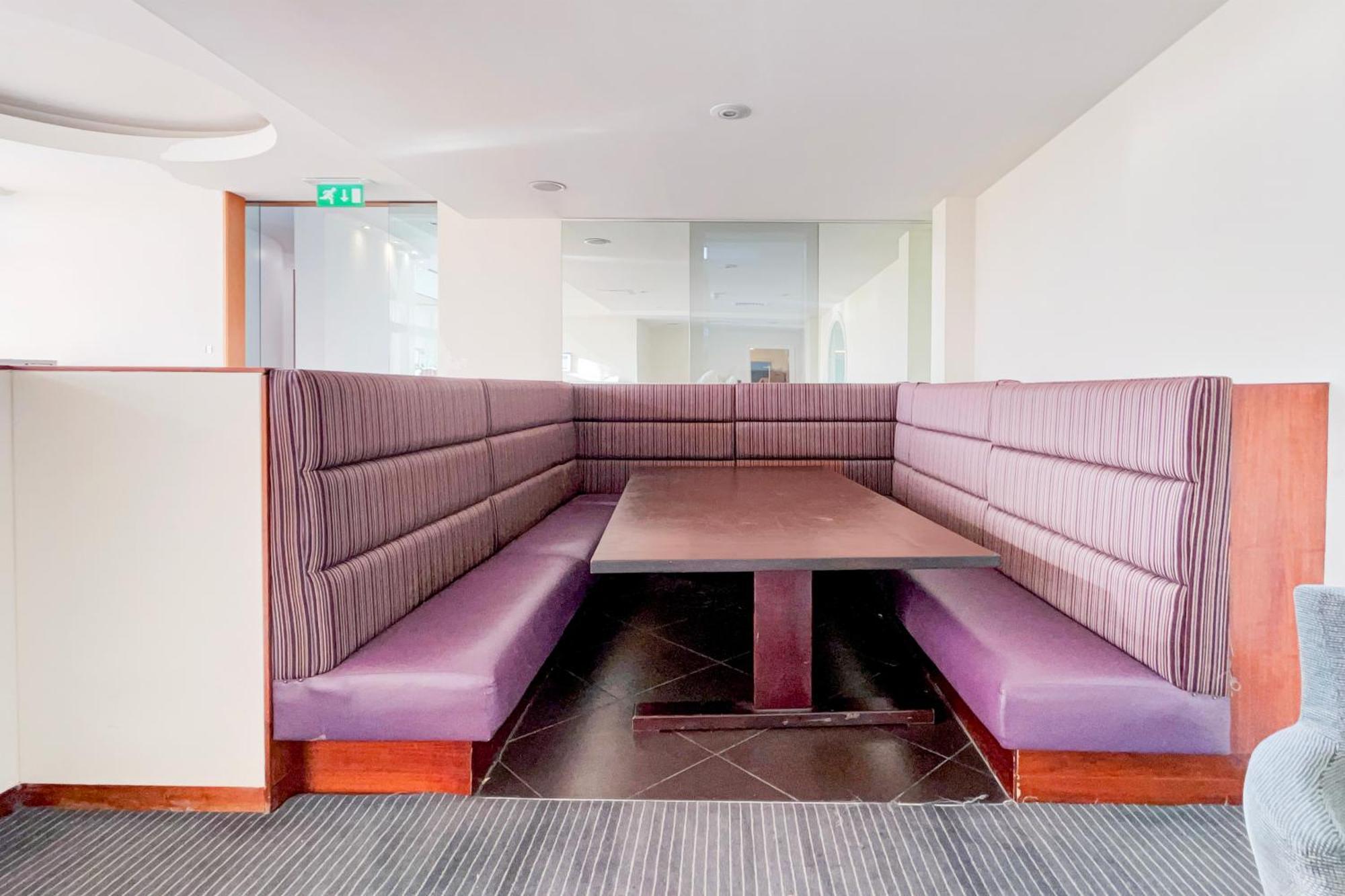 Belvilla Crewe City Centre Hotel Lifestyle Exterior photo