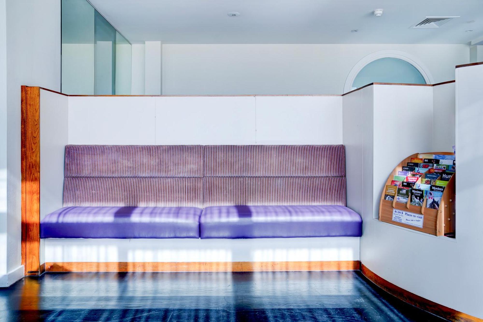Belvilla Crewe City Centre Hotel Lifestyle Exterior photo